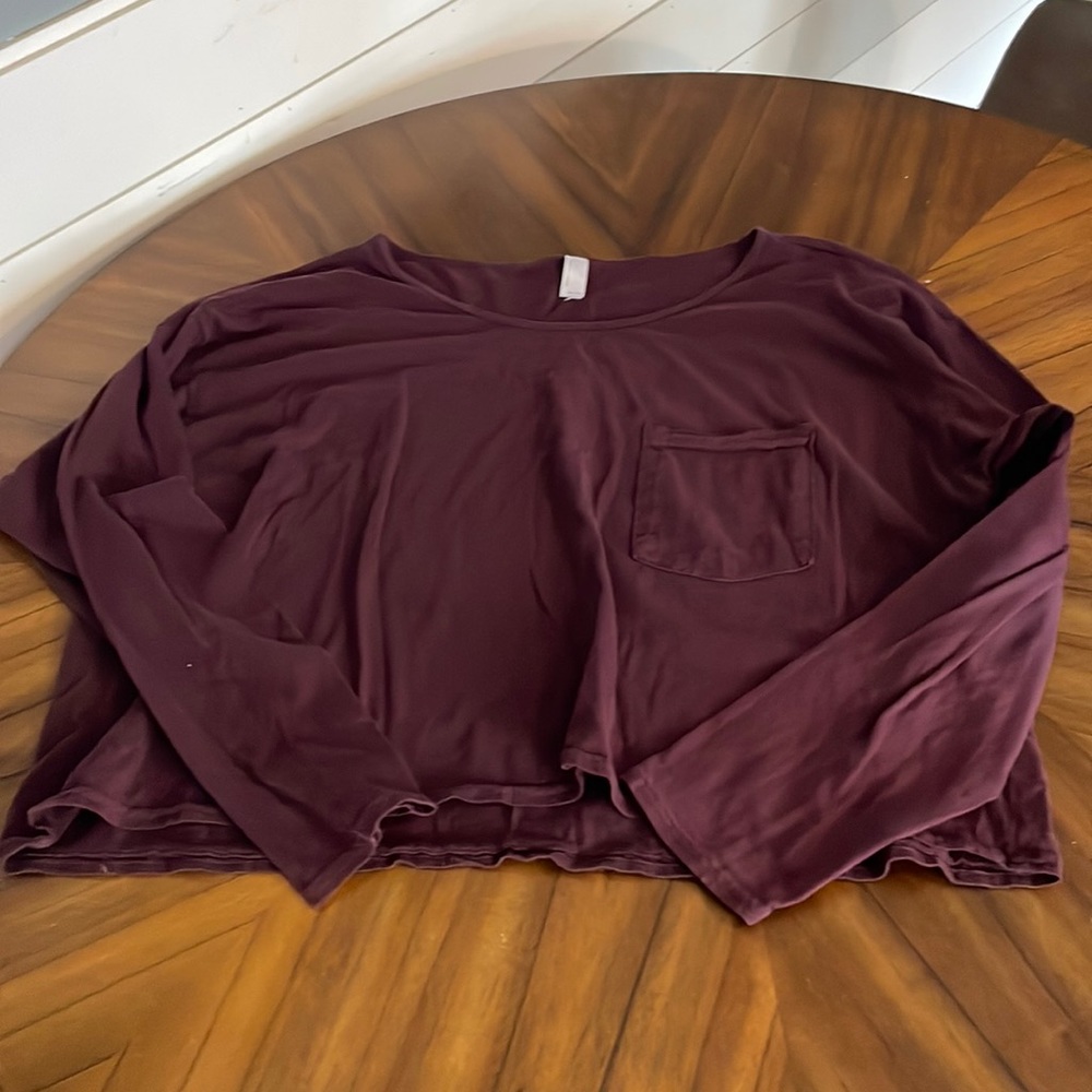 American apparel, long sleeve, crop top!